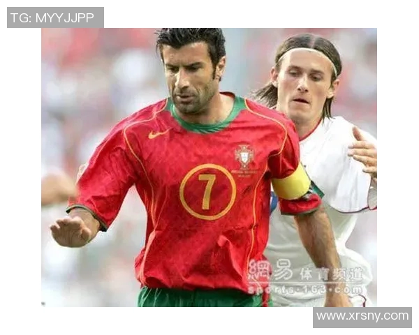 足球传奇菲戈的辉煌瞬间与不朽风采展现