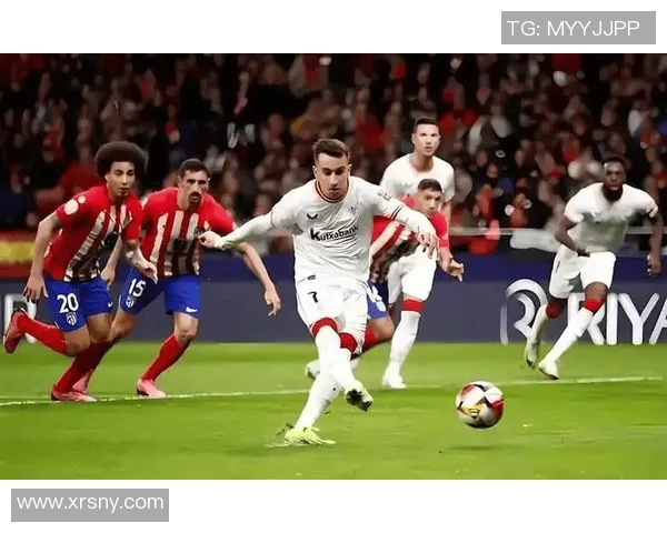 圣保罗与弗卢米对决前瞻分析双方实力与战术博弈的精彩碰撞